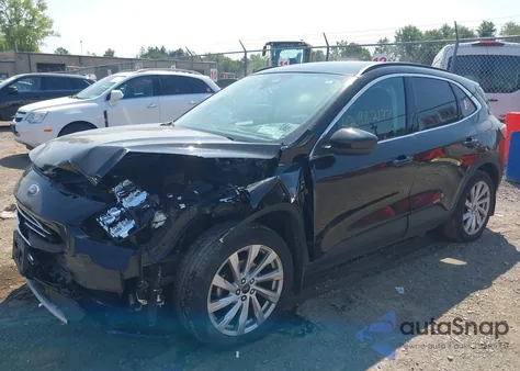 2021 Ford Escape Titanium из США, поврежденный, VIN 1FMCU9J9XMUA25078